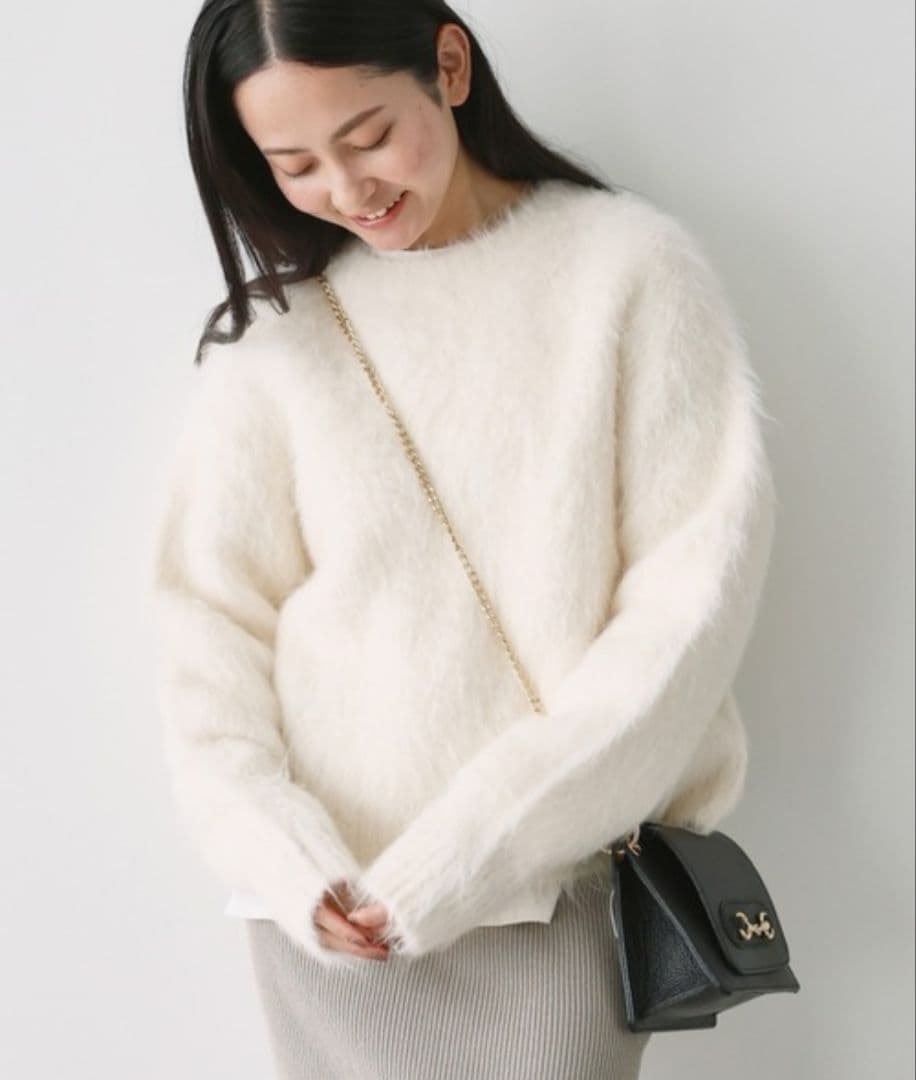 美品✨️BABYLONE　シャギークルーネックニット　アルパカ　白　2023