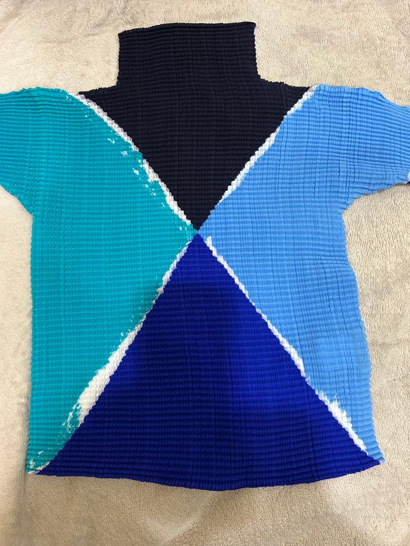 ⭐️イッセイミヤケブラウスブルー系極美品⭐️