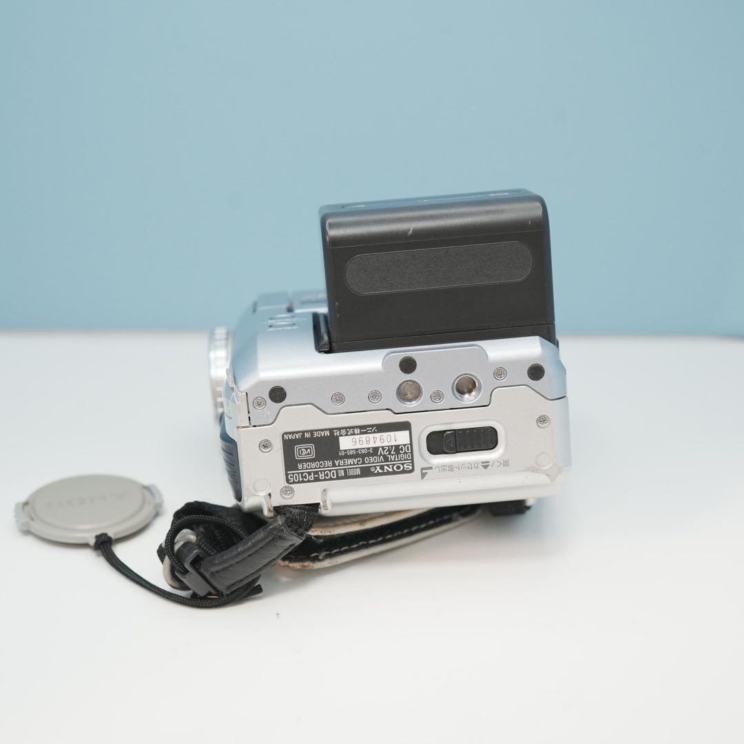 SONY DCR-PC105 ビデオカメラ a4948