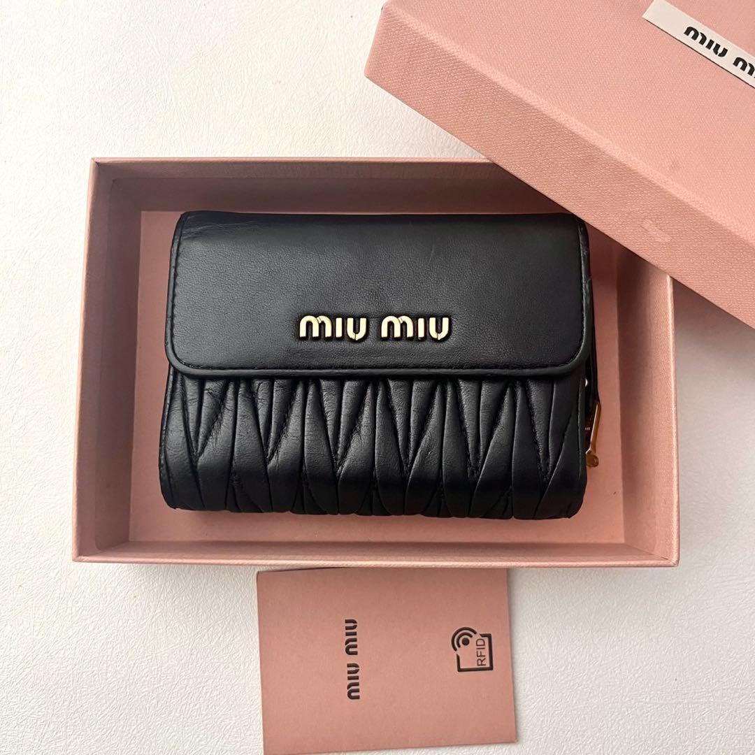 miu miu ミュウミュウ マテラッセ 三つ折り財布 ミニ 0204-①