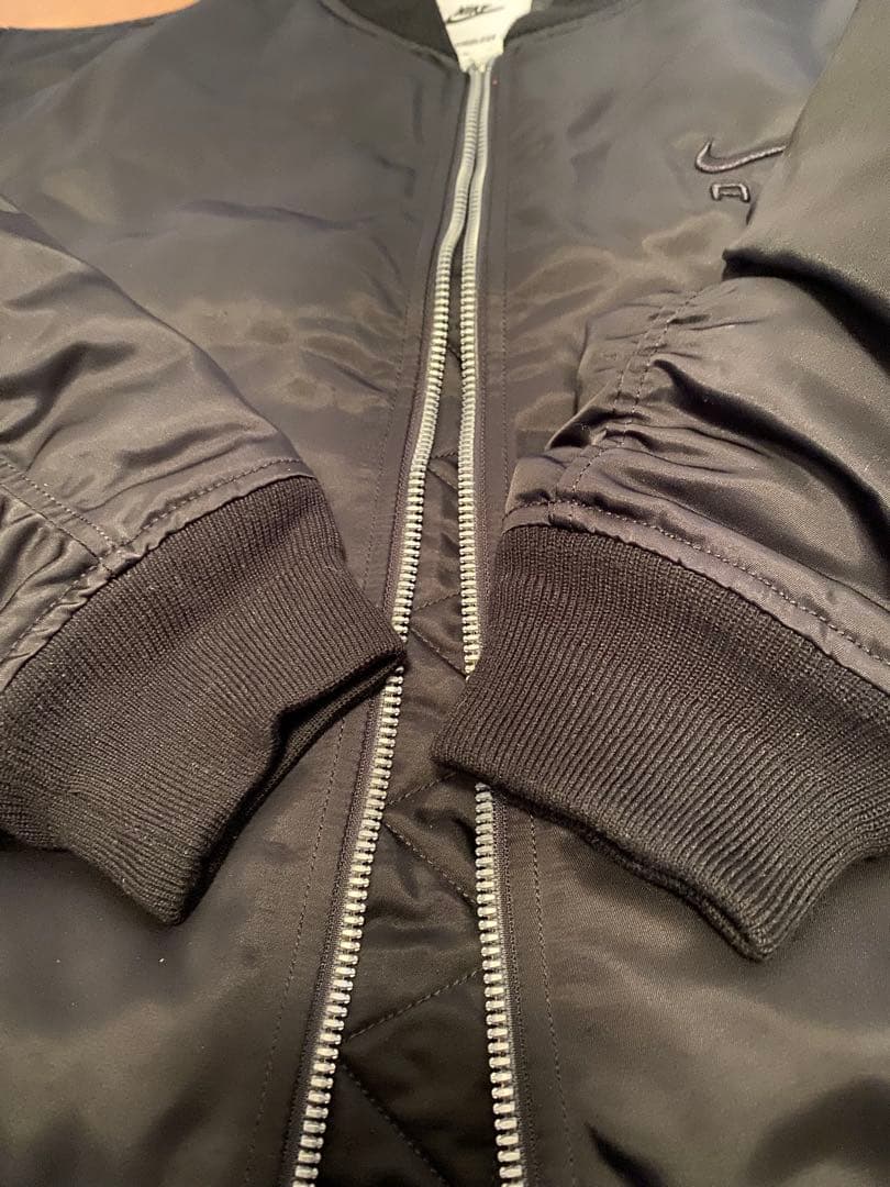 NIKE ボンバージャケット