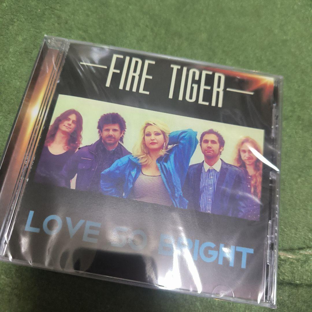 FIRE TIGER/LOVE SO BRIGHT ALICATE等３枚プラス