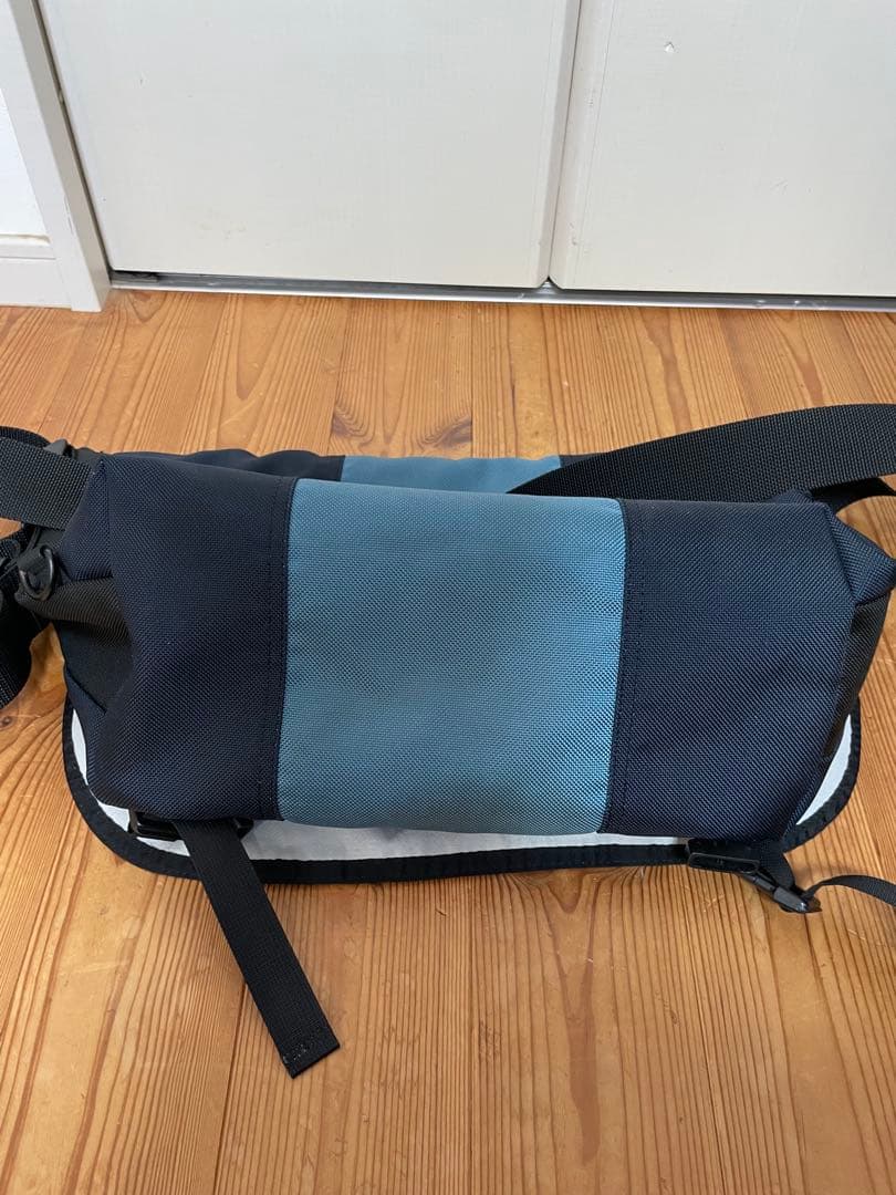 TIMBUK2 メッセンジャーバッグ　ネイビー/ブルー