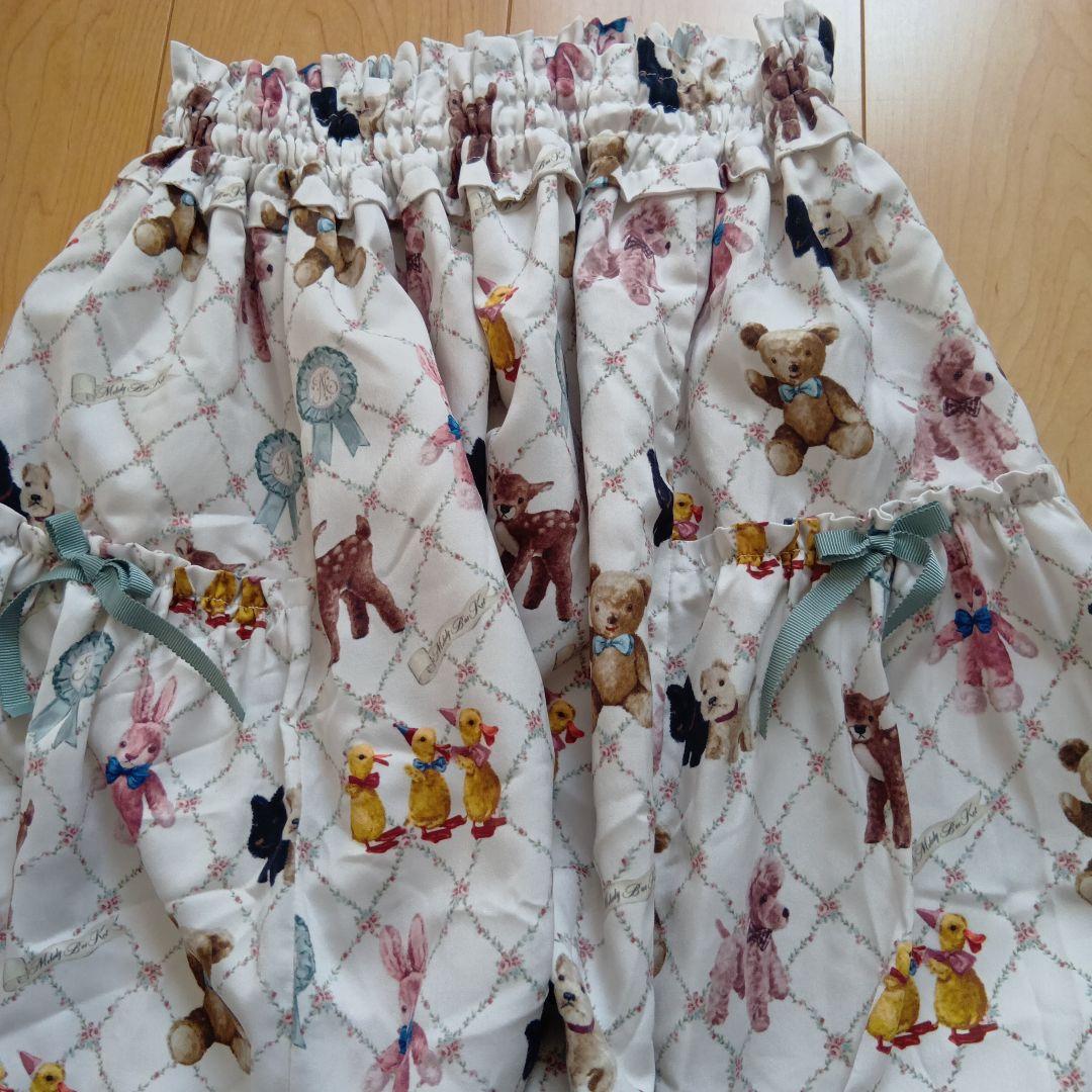 メロディバスケット　スカート　ちいさなぬいぐるみ