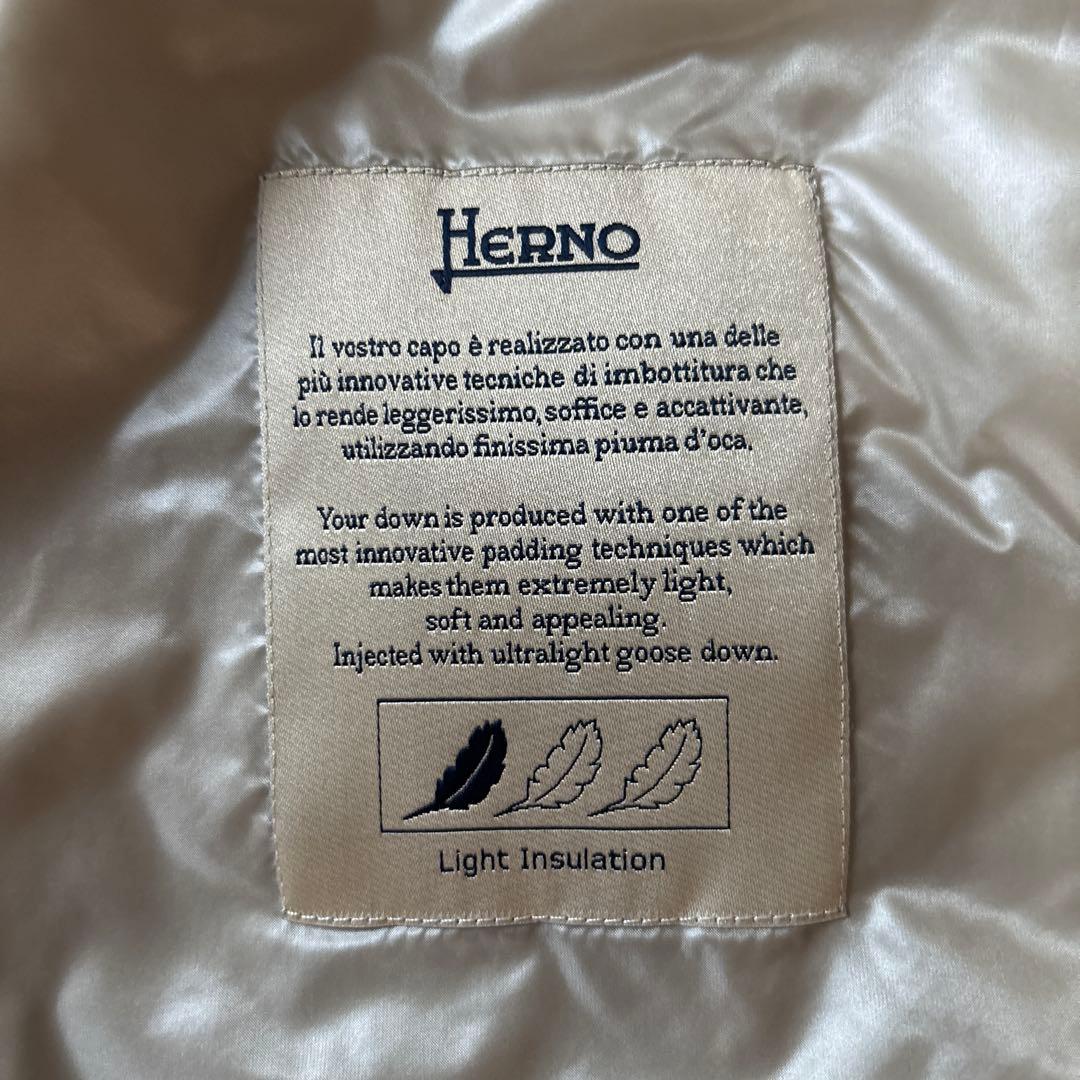 HERNO アイボリー ダウンベスト