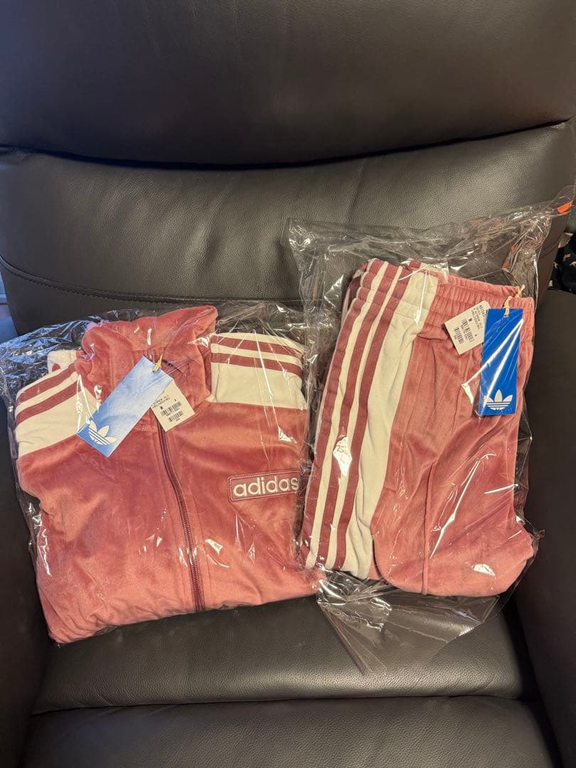 新品M⭐️上下セット⭐️アディダス　アディブレイク ベロア トラックトップ