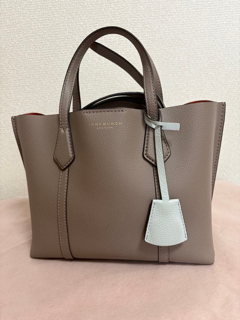 【2月8日まで】トリーバーチ ペリー　スモールトリプルコンパートメント