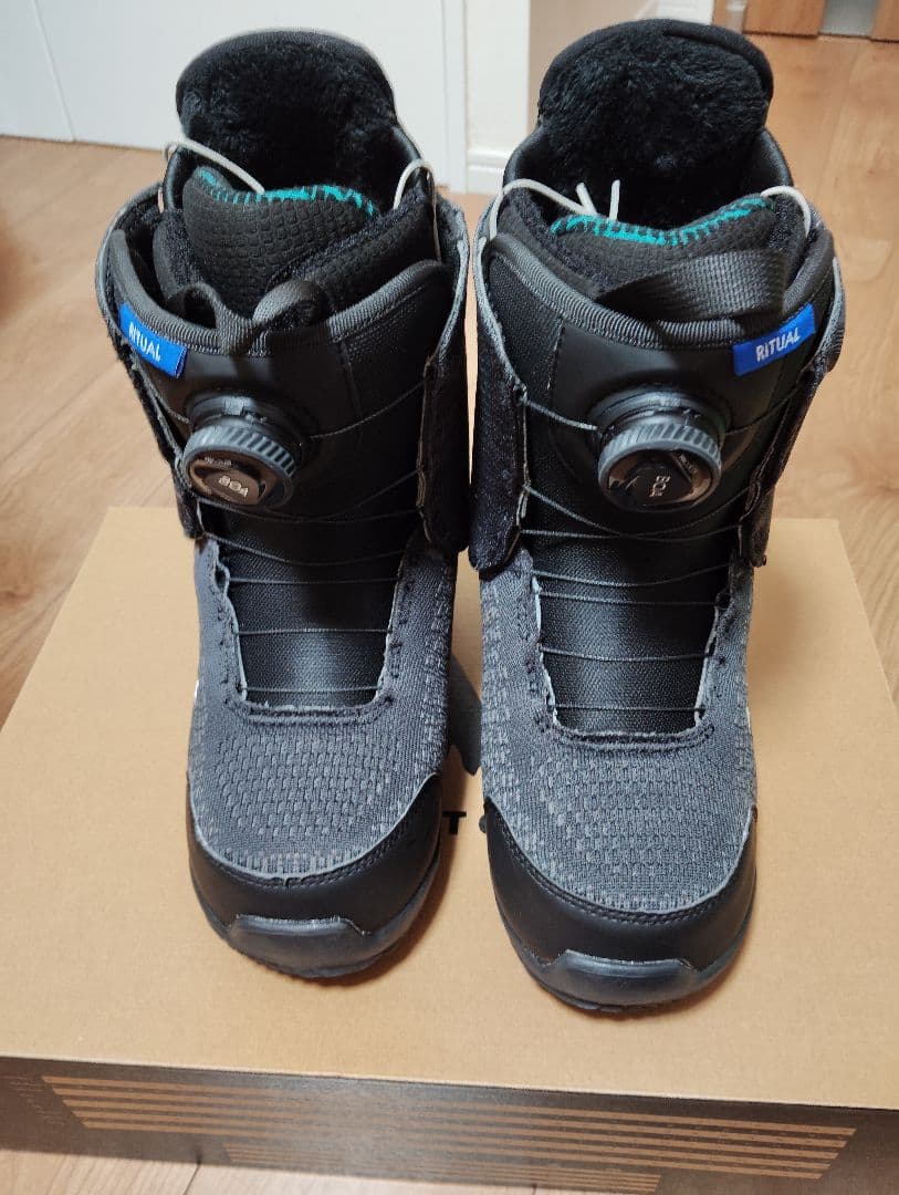 新品 Ritual BOA 女性用スノーボードブーツ