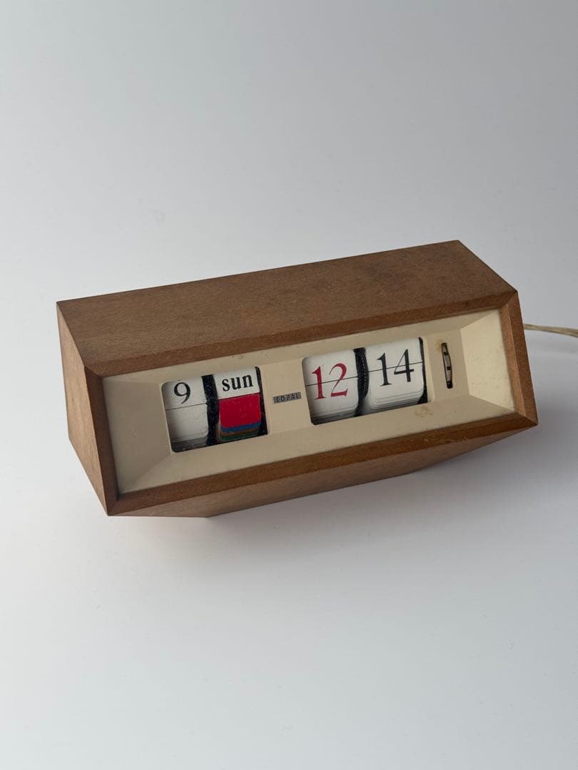 キャスロン602 デジタル時計　1970年代　パタパタ時計