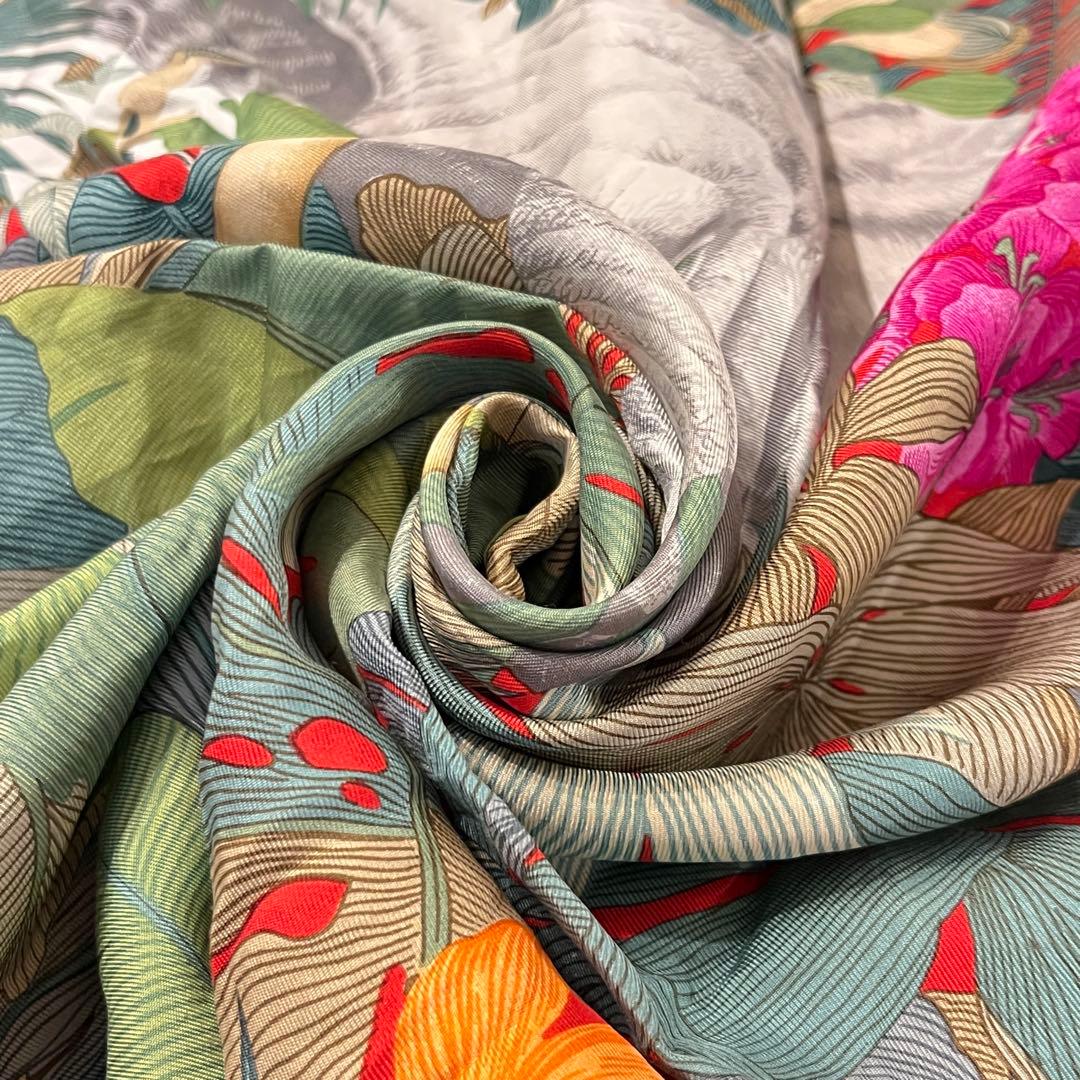 【希少・極美品】OLD GUCCI グッチ ヴィンテージ シルク スカーフ