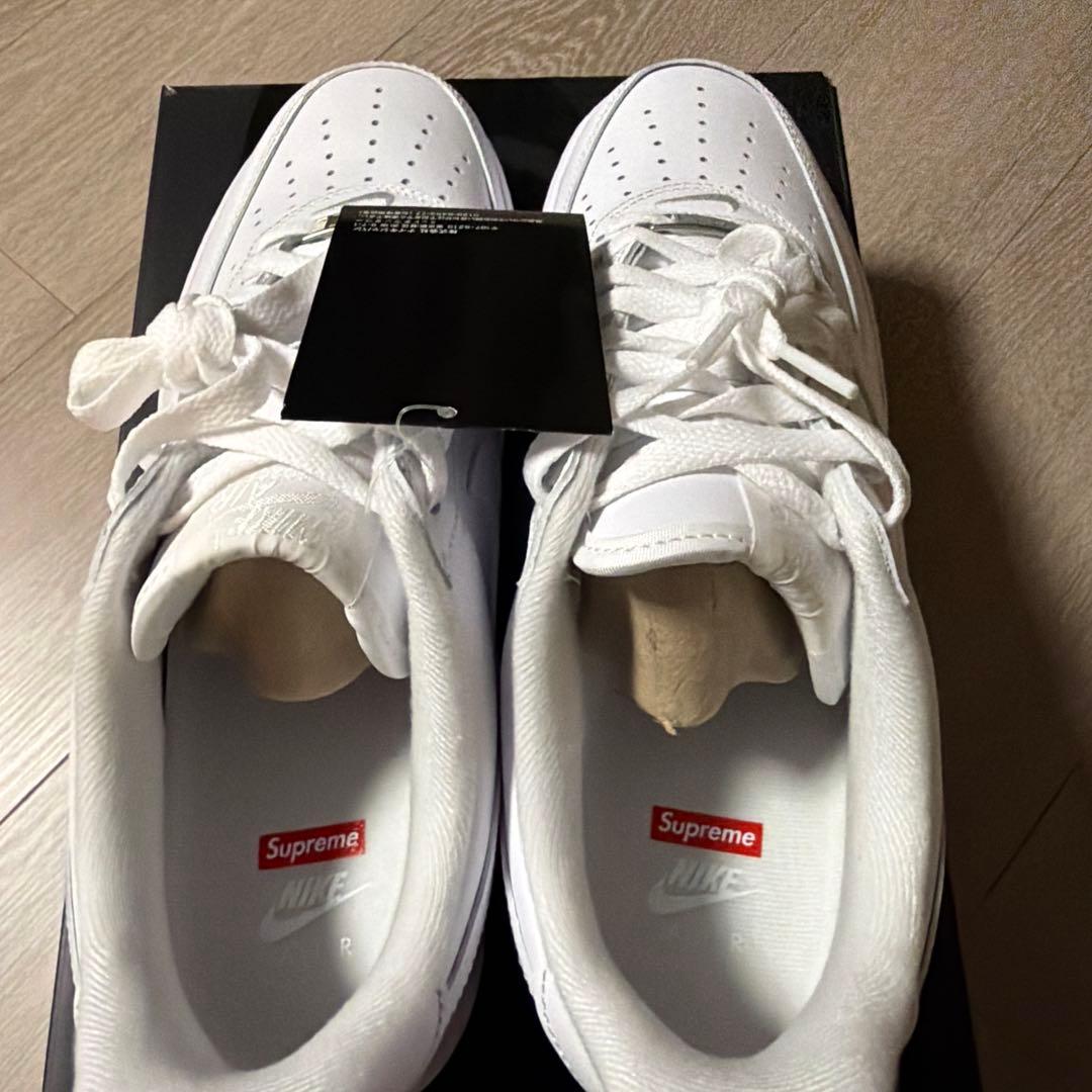 こ*パ様 NIKE supreme スニーカー　Air Force 1