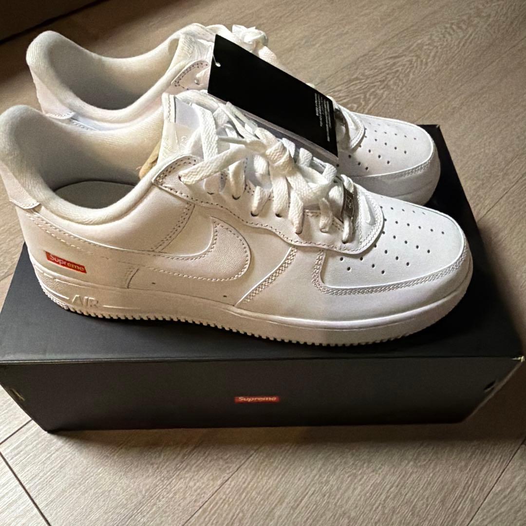 こ*パ様 NIKE supreme スニーカー　Air Force 1