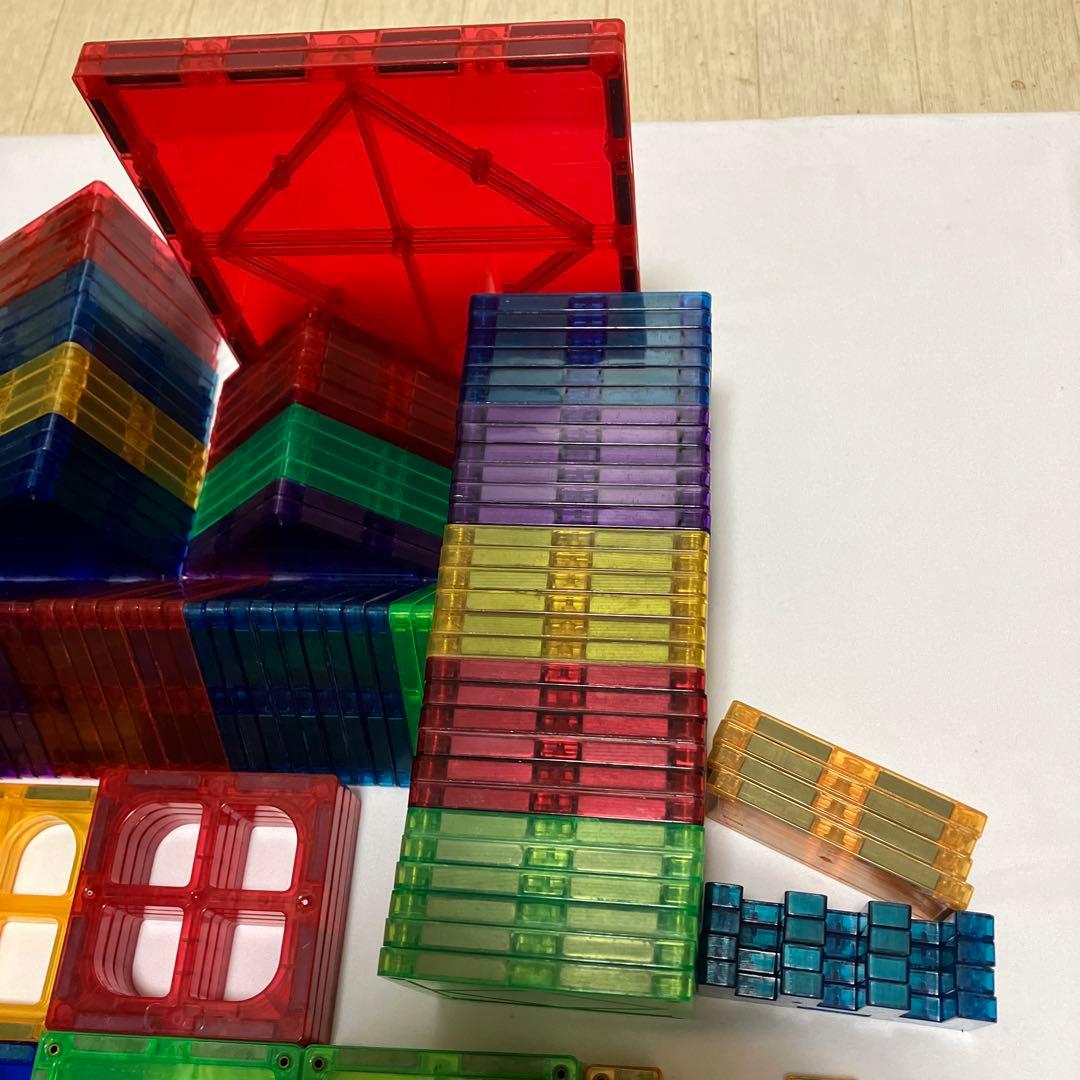 マグネットブロック　ピタゴラス互換　マグビルド　172枚と車