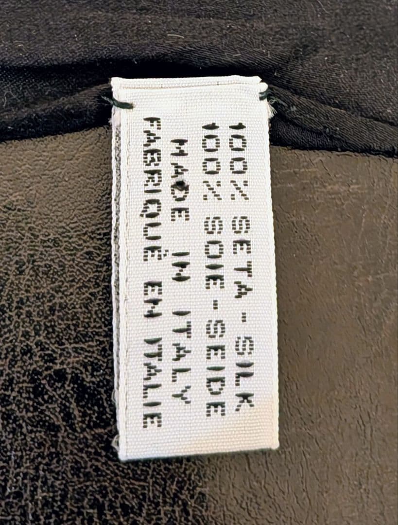 CHANEL　大判シルクスカーフ　ココマーク　ジュエリー柄　宝石柄　黒　ブラック