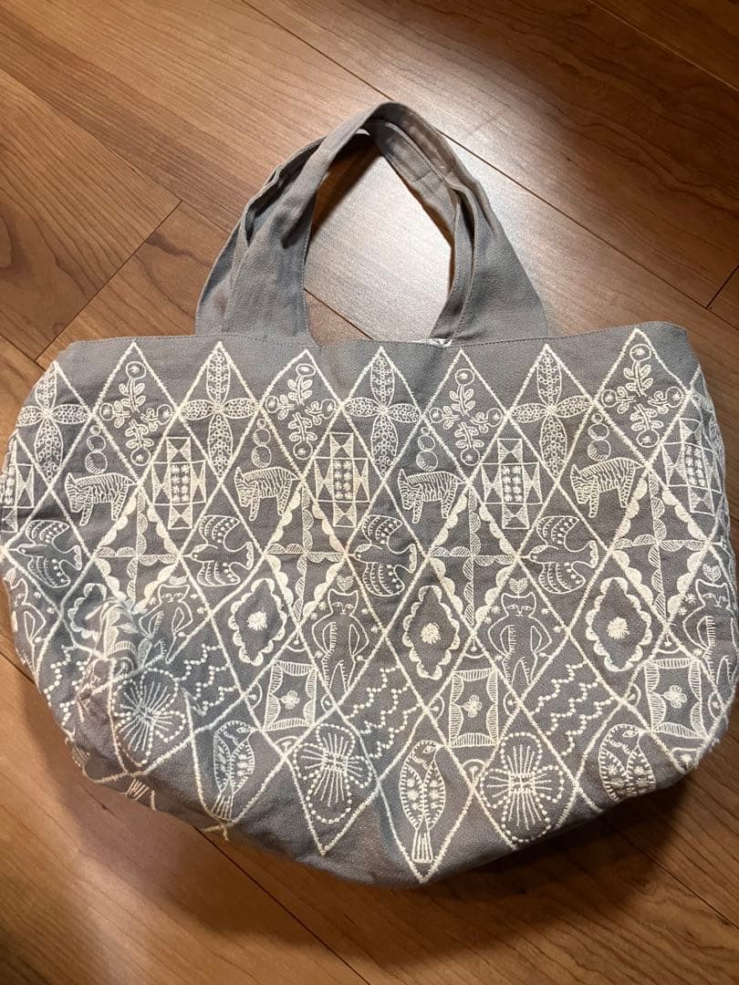 minä perhonen シンフォニー　パニーニバッグ