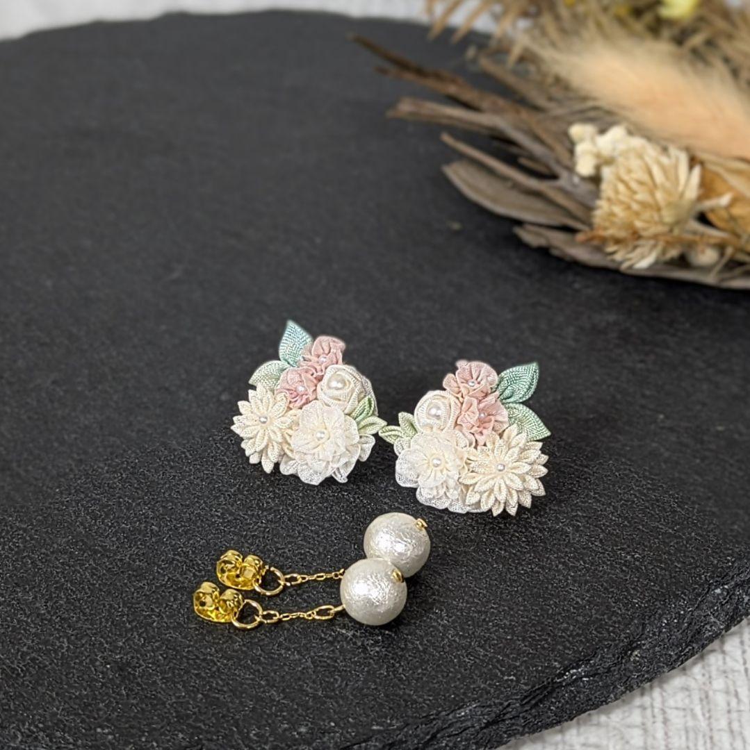 【オーダー】　つまみ細工　ピアス　②ピンク黄丸　半クス　金属アレルギ　 絹