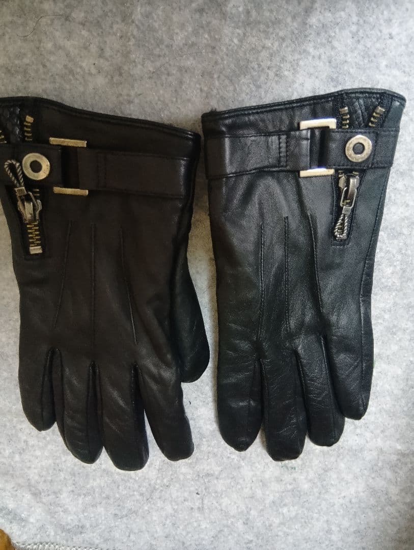 FUGA レザー手袋 ジッパー部パイソン切替　即完売品