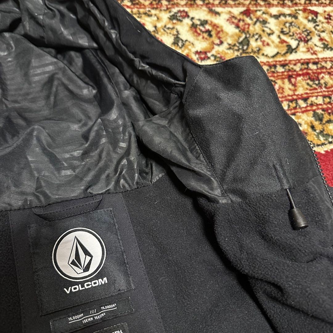 VOLCOM ボルコム スノーボードジャケット 黒