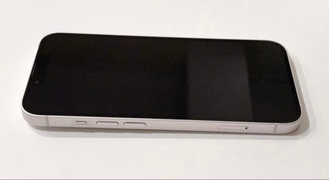 Apple iPhone13 ホワイト 128GB 本体 白 スターライト