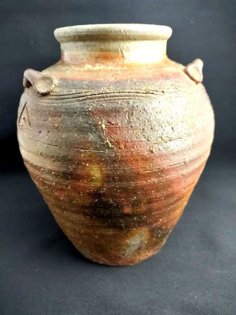 古備前波状紋3耳壷(桃山時代)