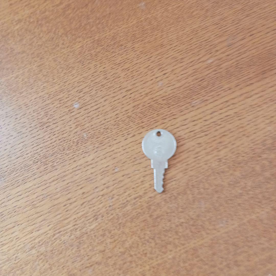 Karimoku木製デスク引き出し4つ