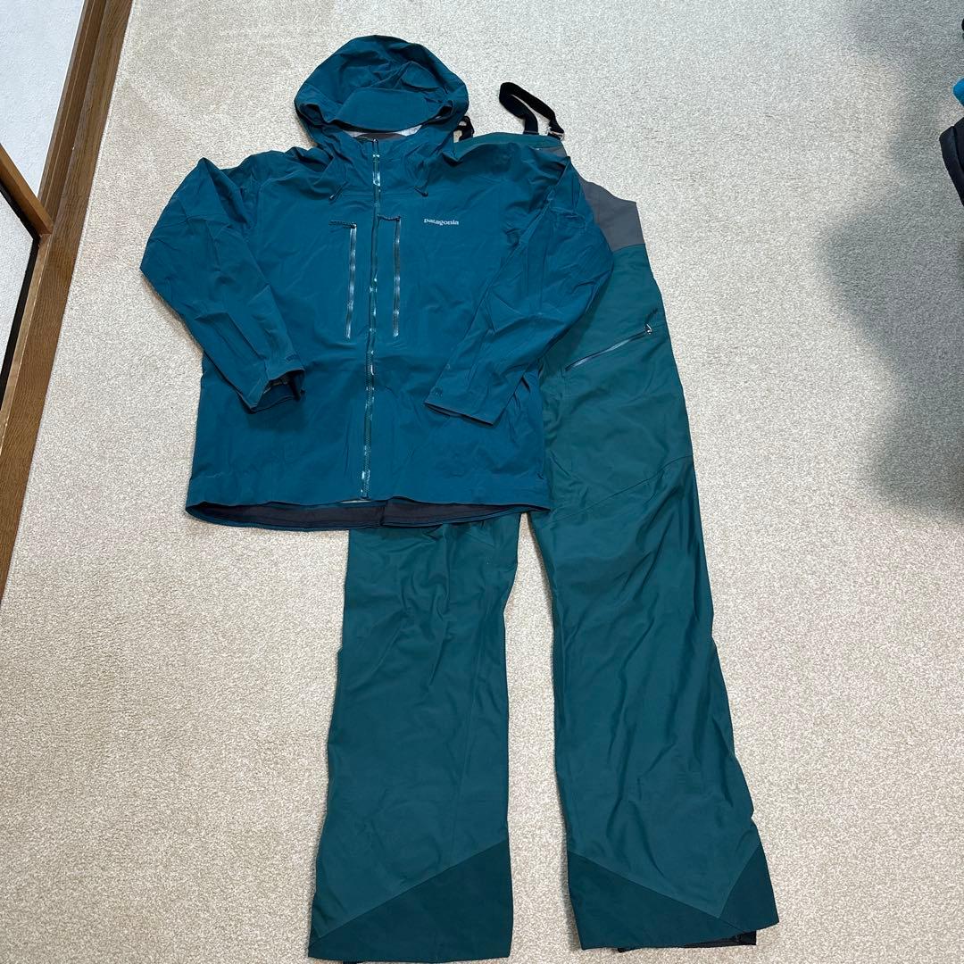 patagonia スノーボードウェア ジャケットとパンツセット
