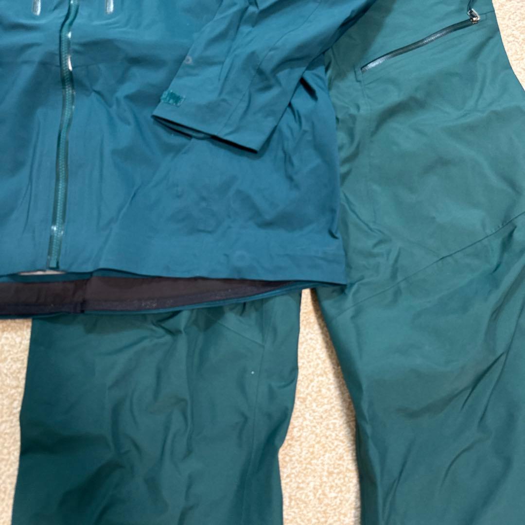 patagonia スノーボードウェア ジャケットとパンツセット