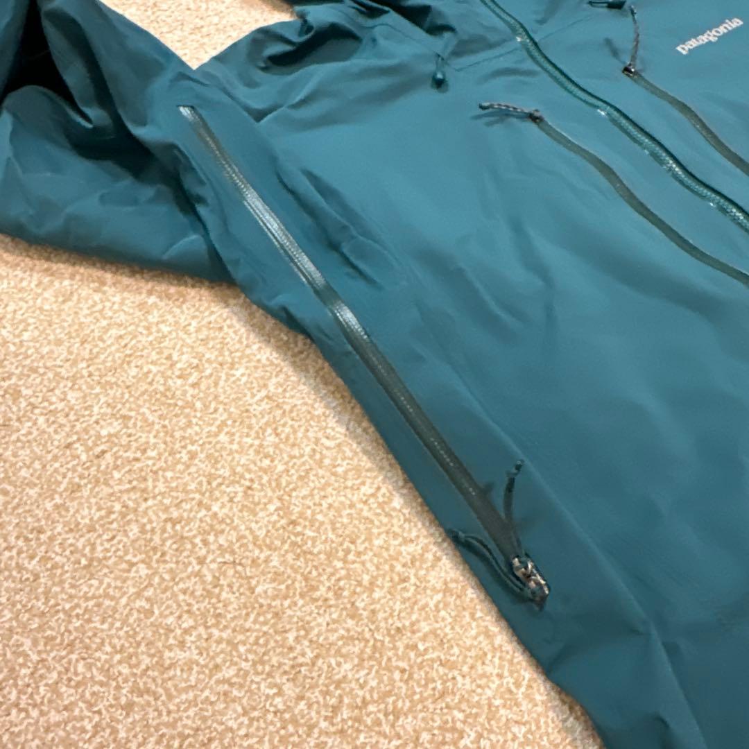 patagonia スノーボードウェア ジャケットとパンツセット