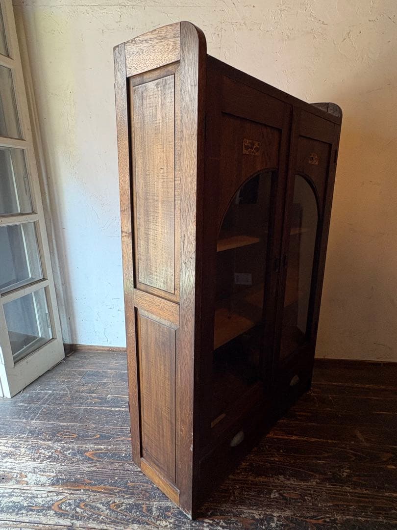 木製ガラス扉キャビネット　本箱　本棚　レトロ