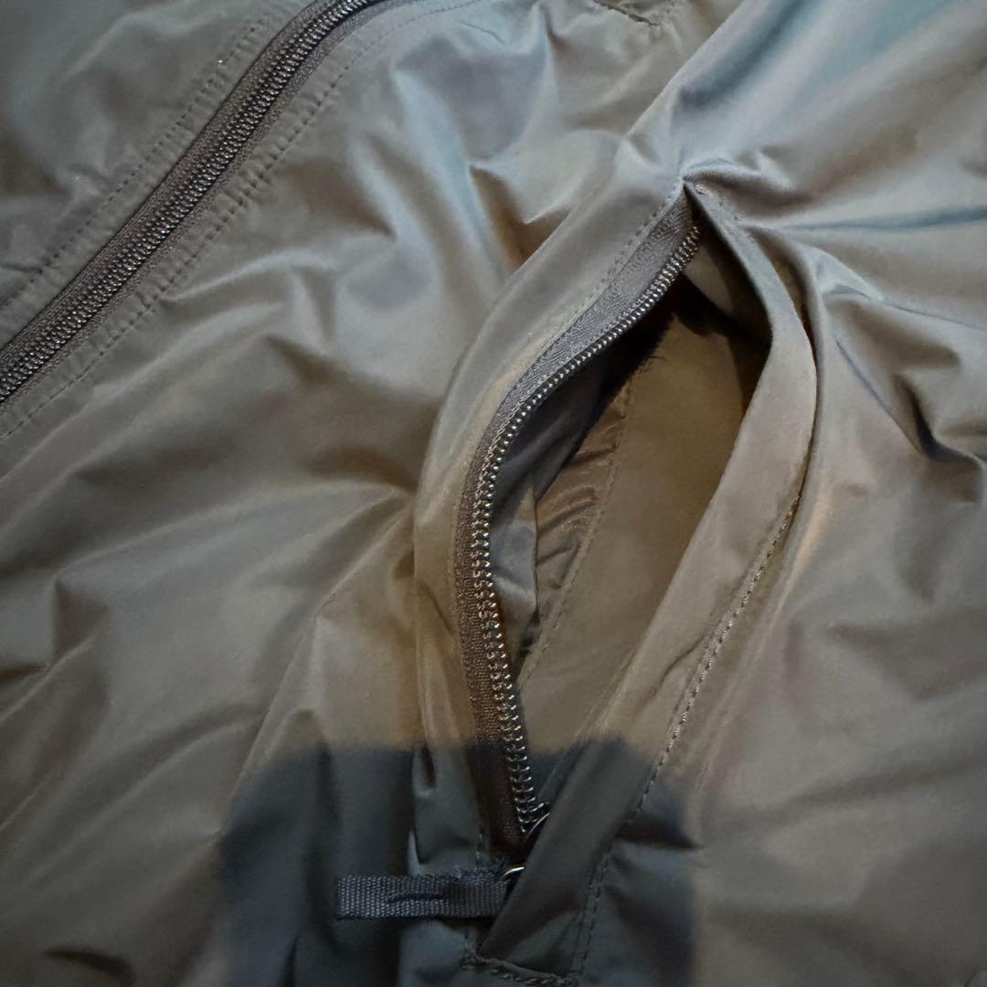 【定価31,900円32%off】ノースフェイスMA-1ジャケットグレーSサイズ