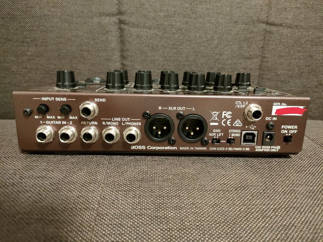 ギター BOSS AD-10 Acoustic Preamp