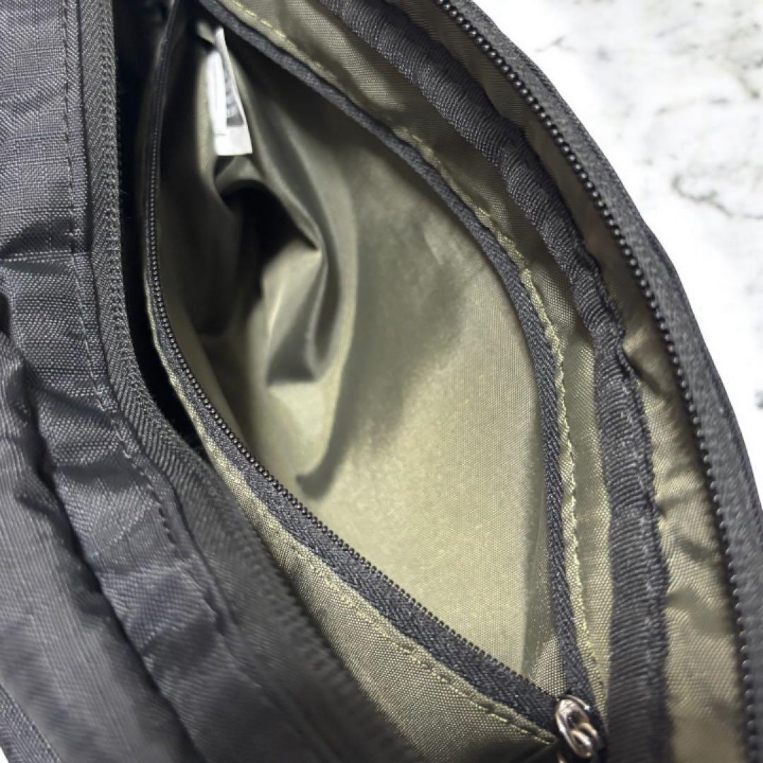 極美品✨ DIESEL ディーゼル BIGラバー ショルダーバッグ ボディバッグ