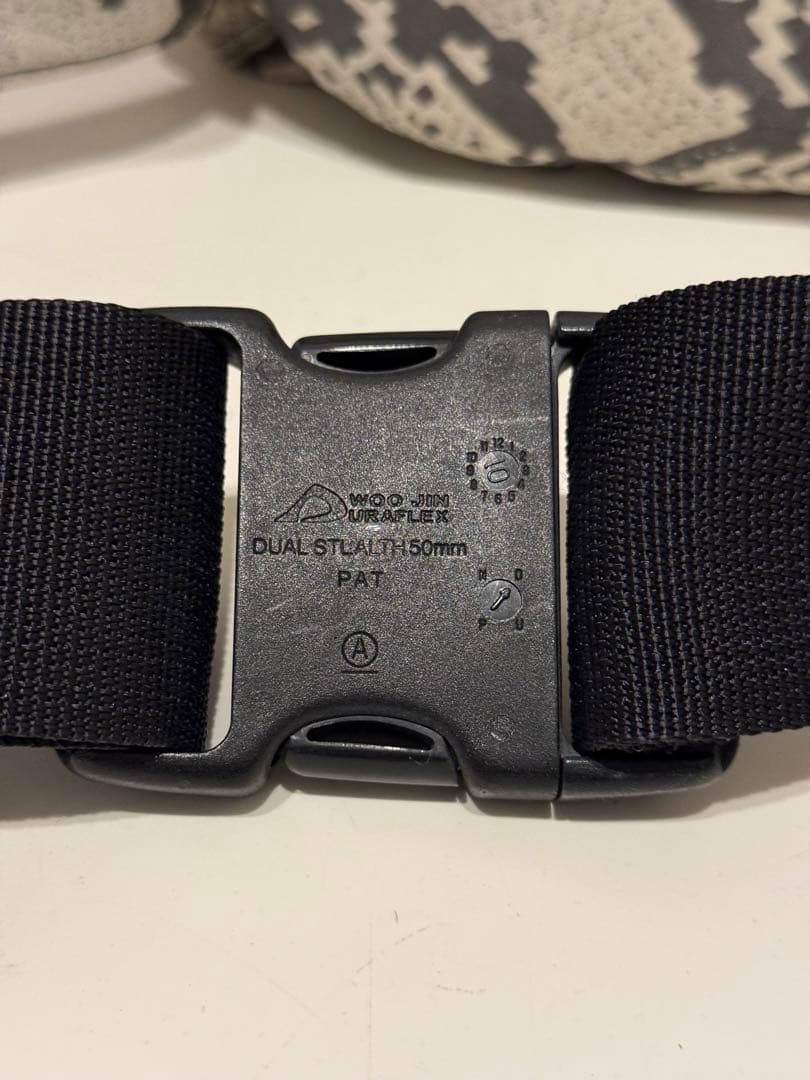 ★HEAD PORTER★ヘッドポーター★パイソン柄★ボディバッグ★ウエスト