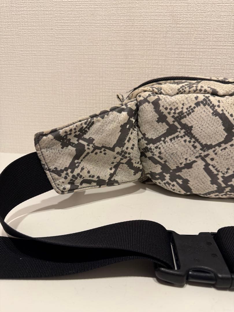 ★HEAD PORTER★ヘッドポーター★パイソン柄★ボディバッグ★ウエスト