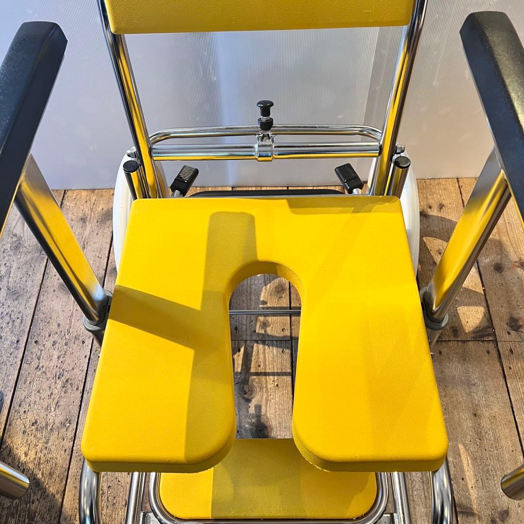 カワムラ　KS2 シャワーキャリー　シャワーチェアー　入浴介助