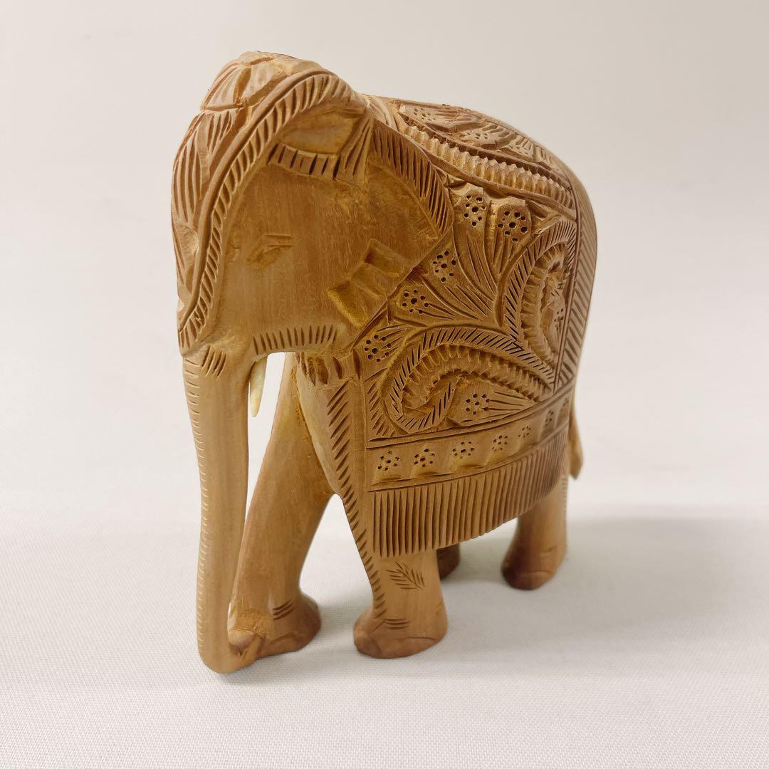 【いい香り】白檀　木彫り　木製象の彫刻 約15cm 白檀 サンダルウッド