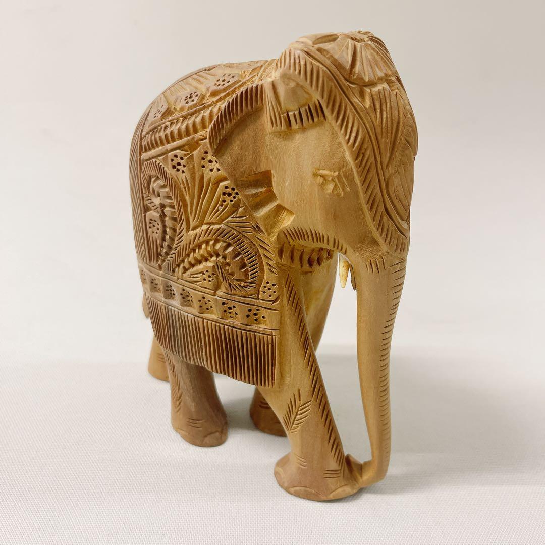【いい香り】白檀　木彫り　木製象の彫刻 約15cm 白檀 サンダルウッド