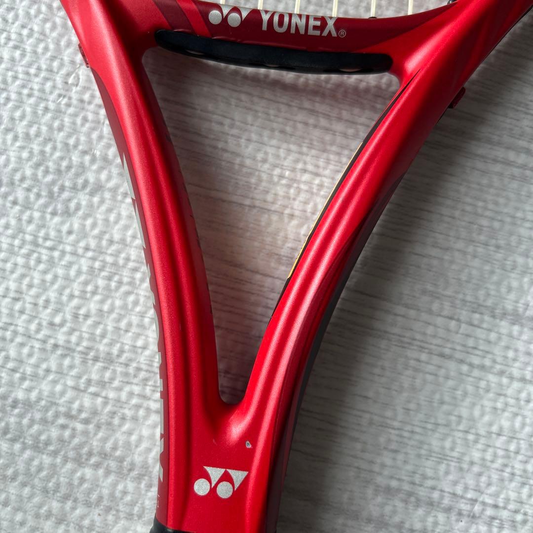 ヨネックス 硬式ラケット　VCORE100 300g