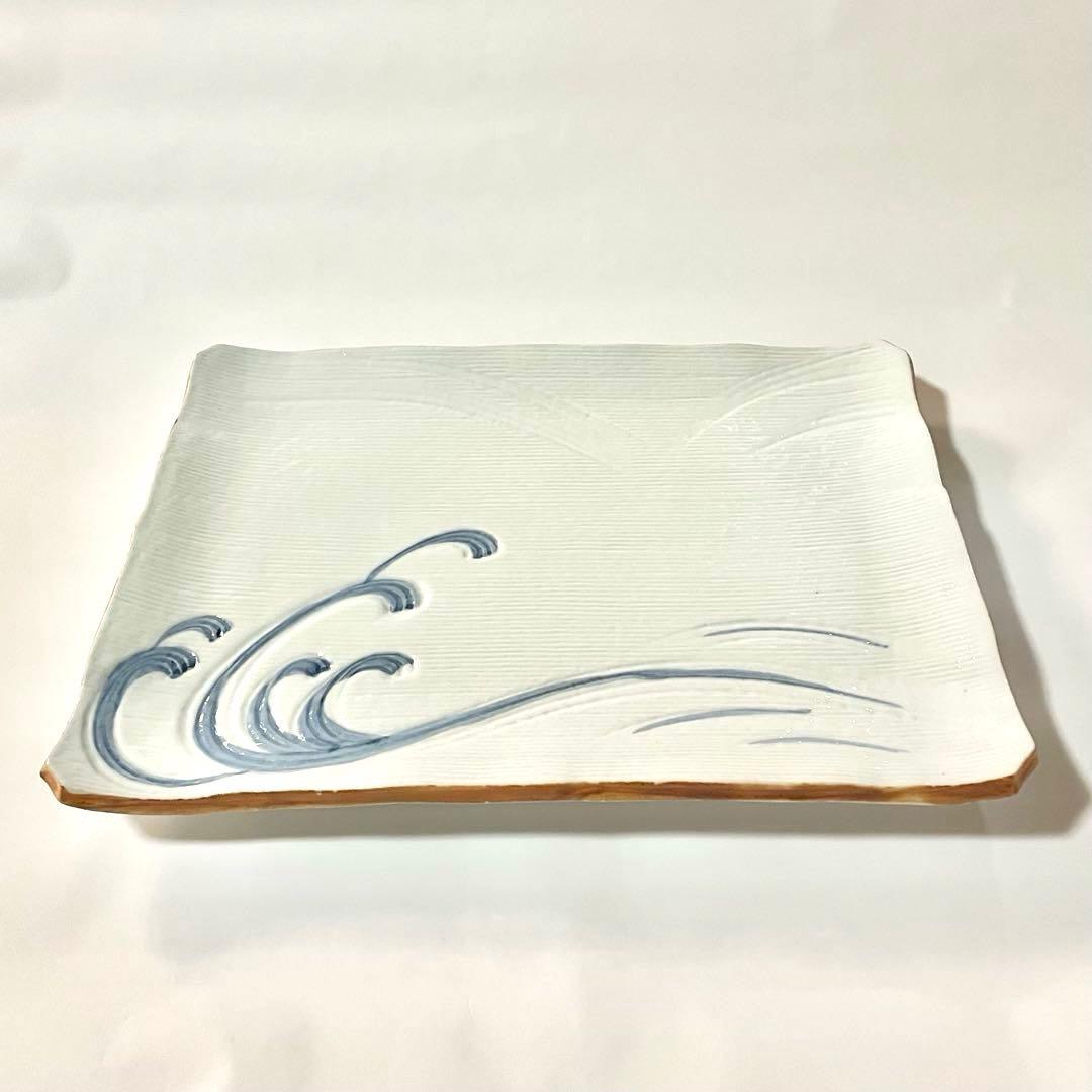陶磁器　白地大波柄　長角大皿　盛り物皿