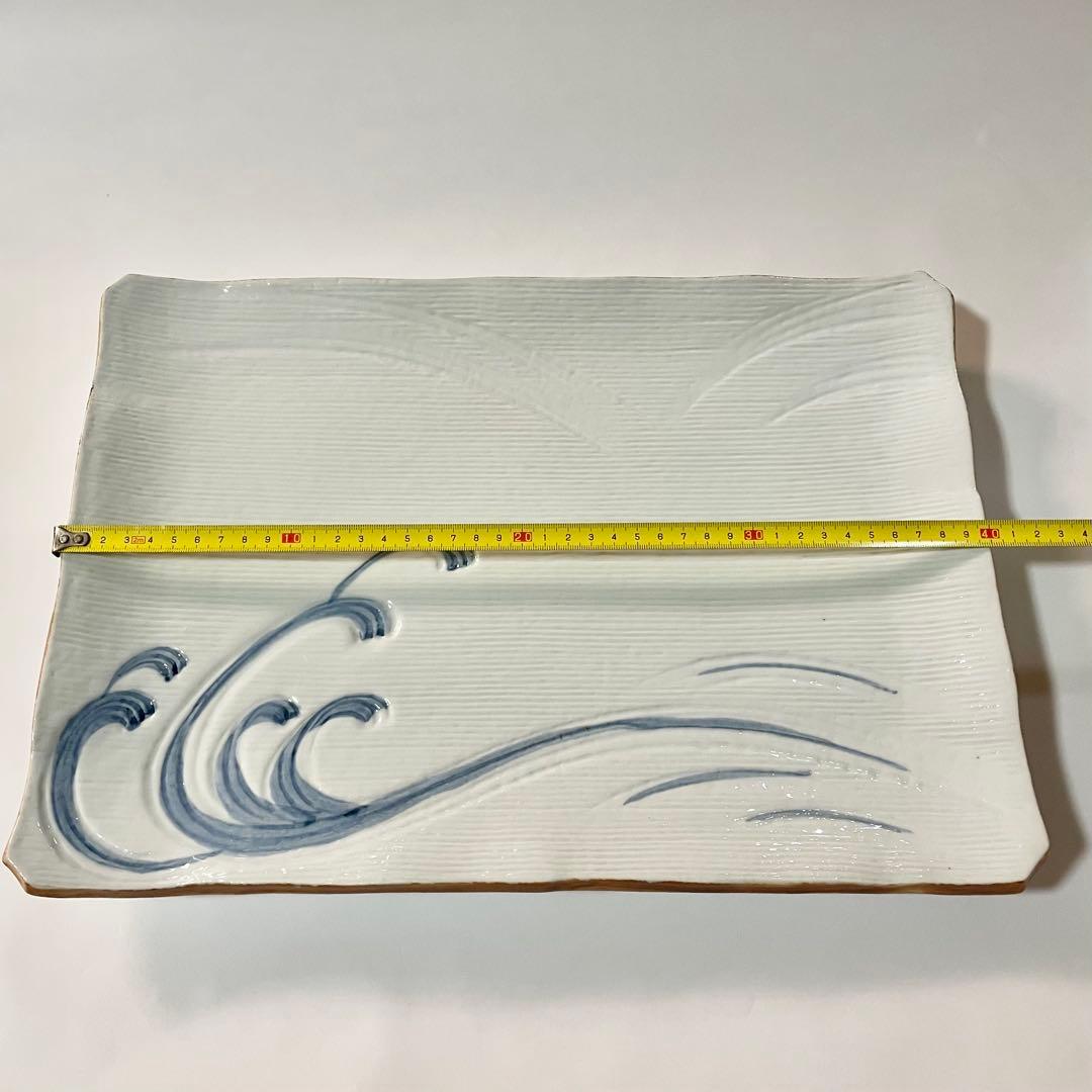 陶磁器　白地大波柄　長角大皿　盛り物皿