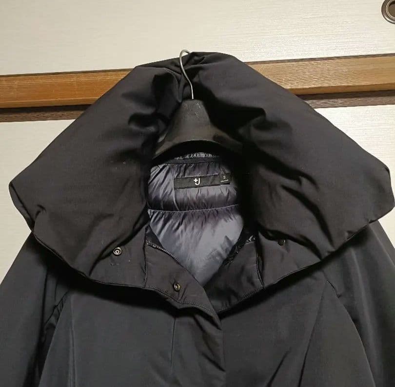 ユニクロ＋J ハイブリッドダウンジャケット　ブラック　Ｓサイズ