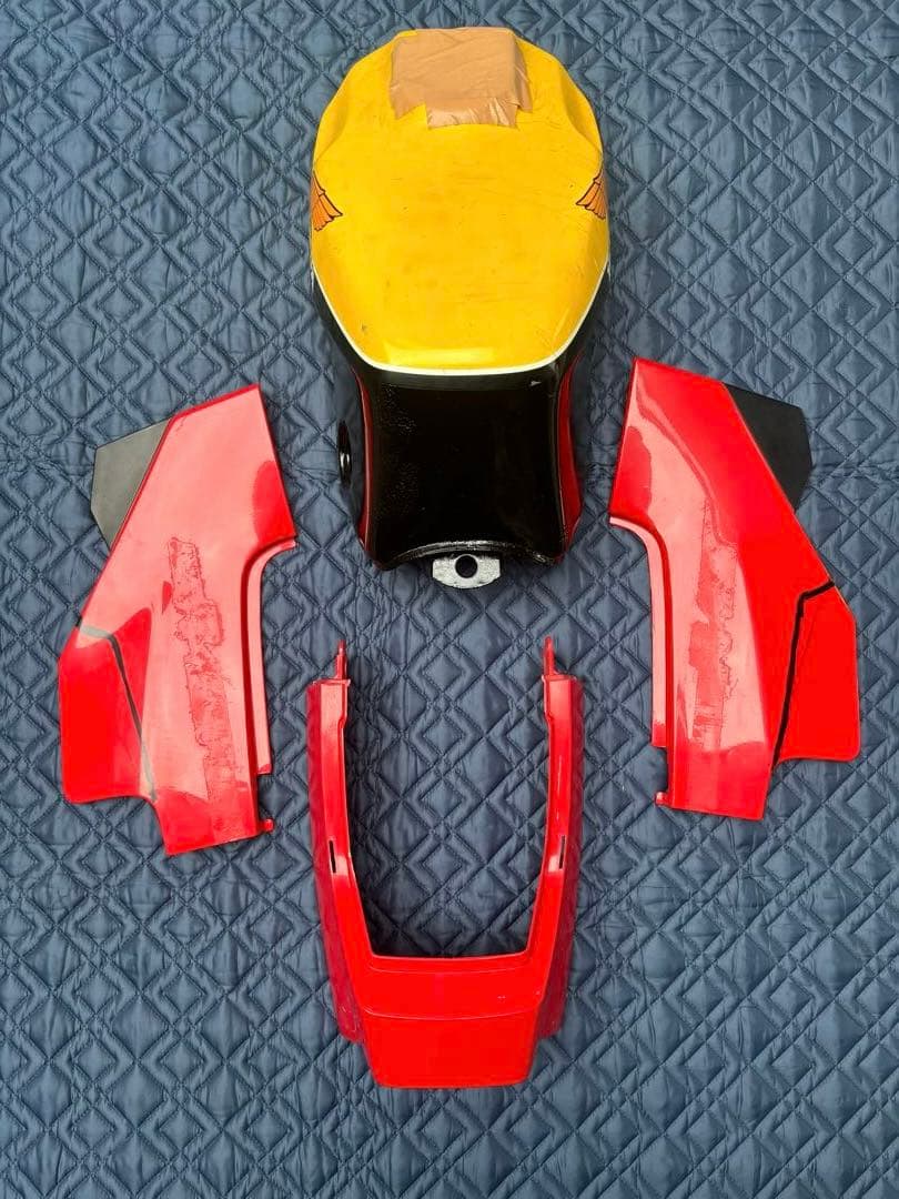 再塗装ベース　CBR400F 一型外装セット