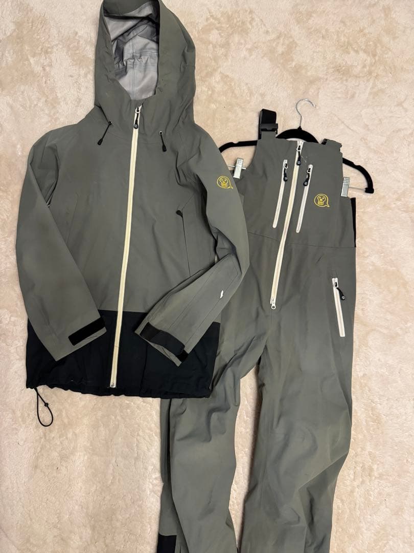 CANPMANIA　キッズ　unfudge 上下セット　カーキー