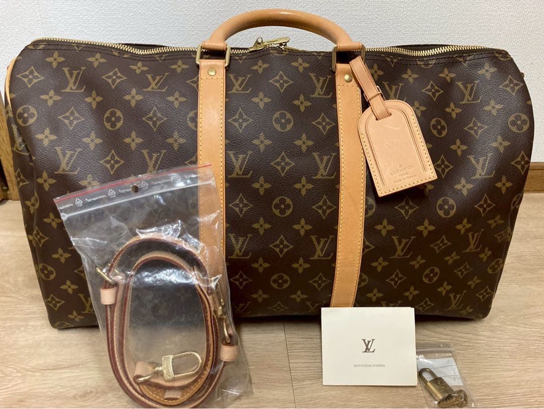 LOUISVUITTON ルイヴィトン キーポル バンドリエール