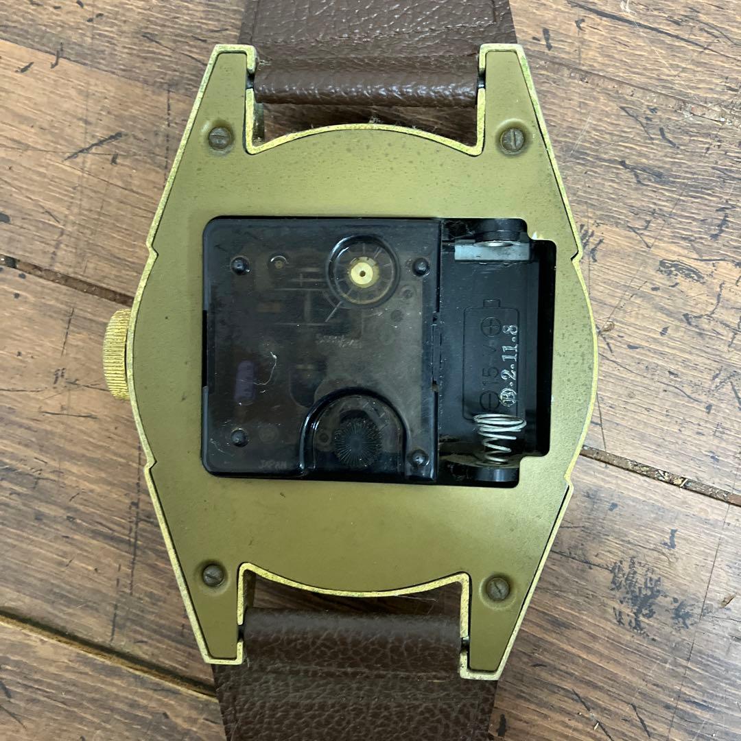 E-3 ジャンク品 昭和レトロ MODERN 大型 腕時計型 壁掛け時計