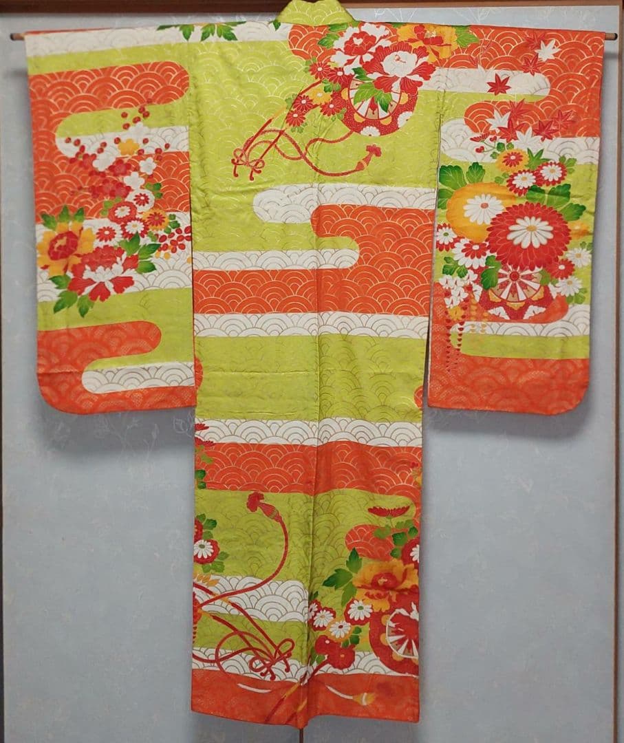 NA64アンティーク子供着物ジュニアサイズ正絹めちゃくちゃ綺麗着丈140裄丈59