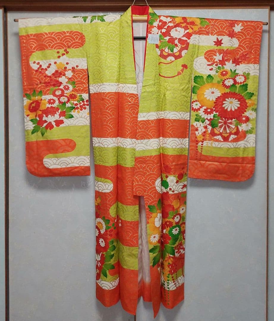 NA64アンティーク子供着物ジュニアサイズ正絹めちゃくちゃ綺麗着丈140裄丈59