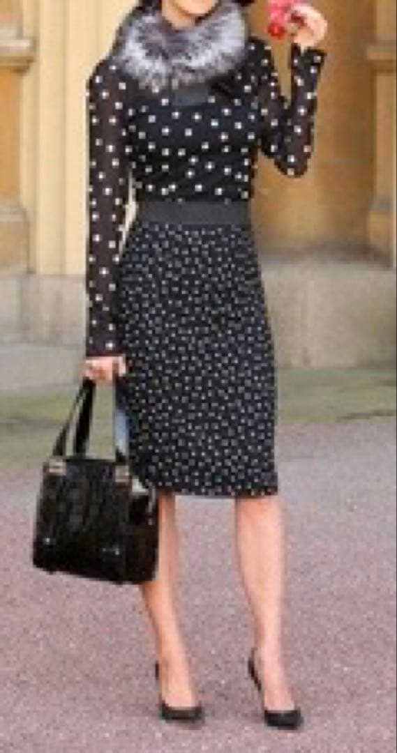 土日限定2万円引き！DOLCE&GABBANAシルクドットハイウエストスカート◆