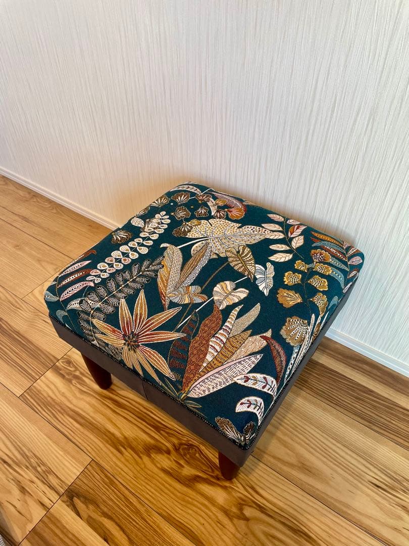 1点もの　スポンジ新品　布部張り替え済み　スツール　オットマン　洋風　和柄
