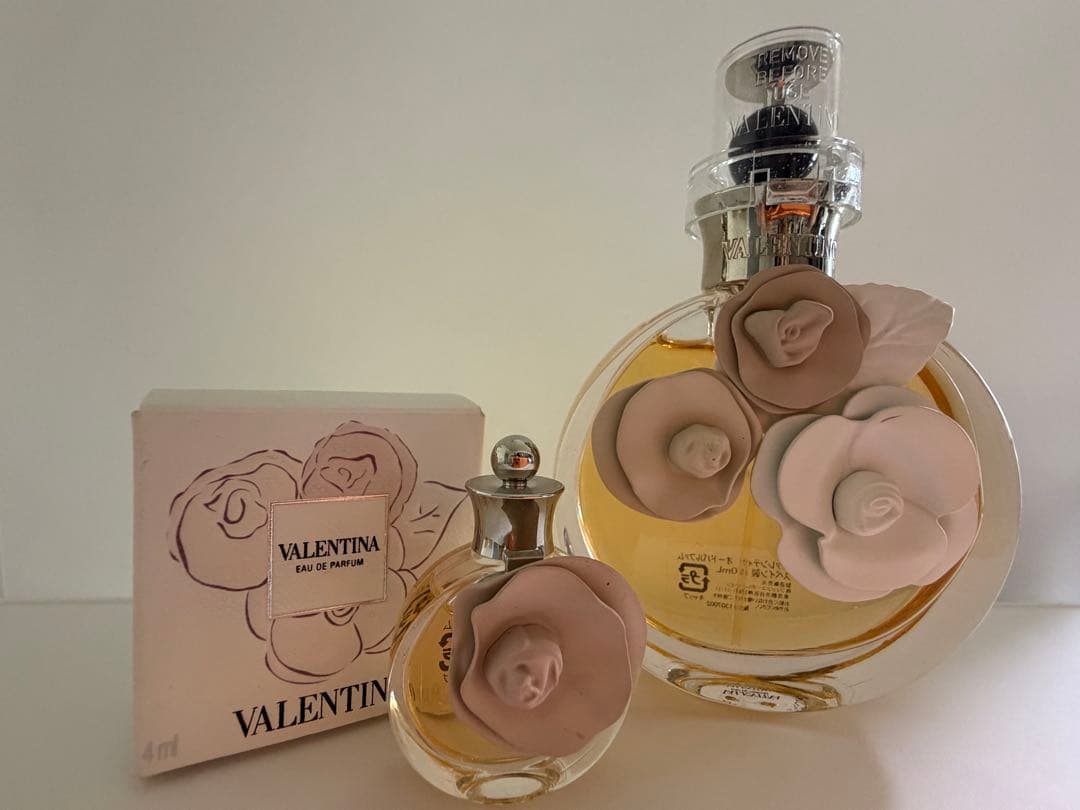 ヴァレンティノ 【残量9割】ヴァレンティナオードパルファム50mミニボトル4ml
